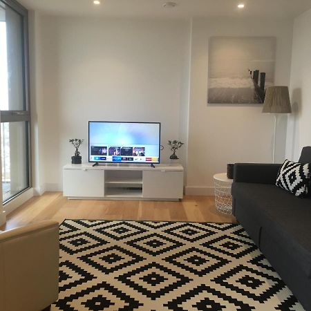 Luxurious Serviced Apartment In 克罗伊登 外观 照片