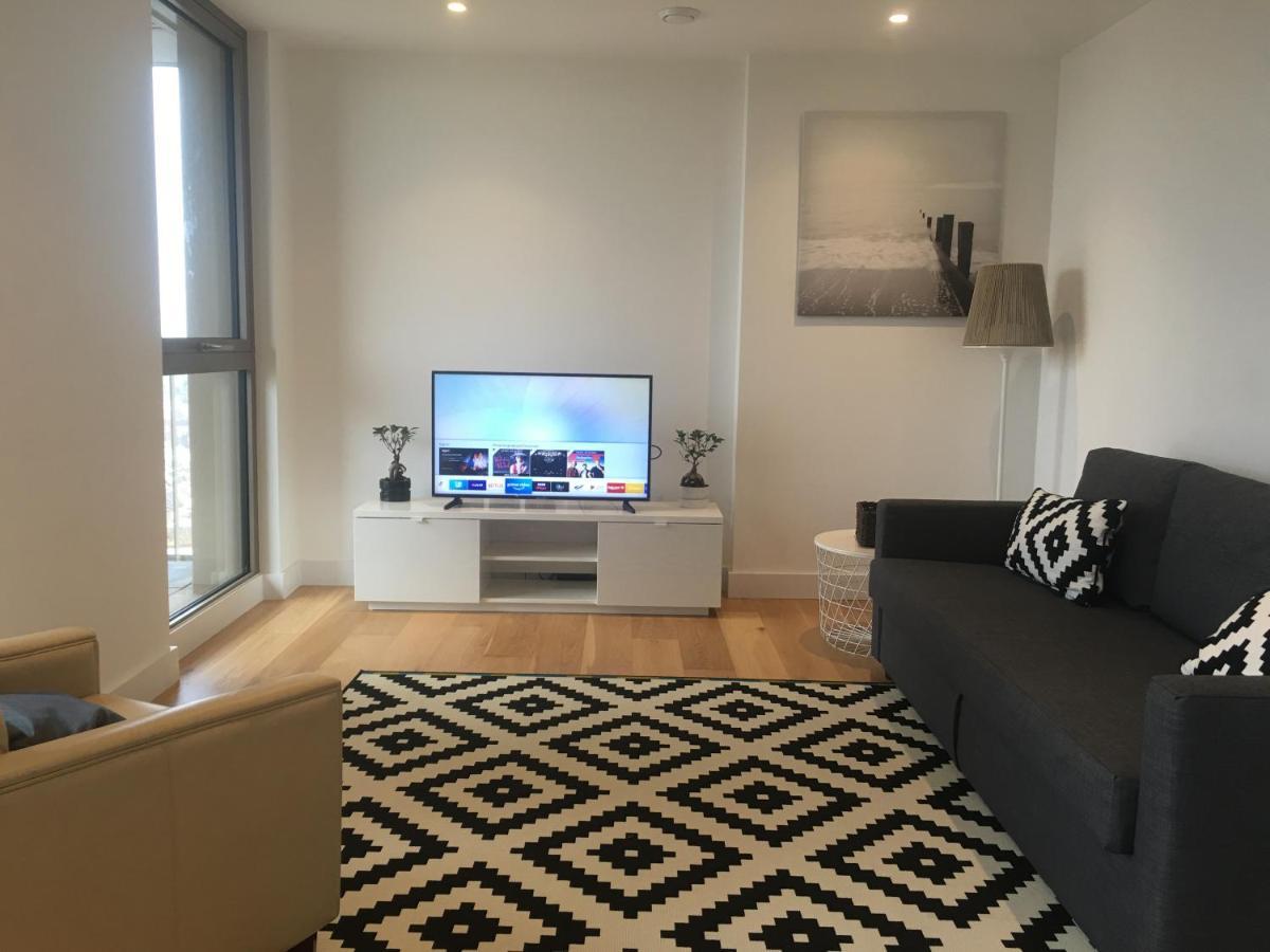 Luxurious Serviced Apartment In 克罗伊登 外观 照片