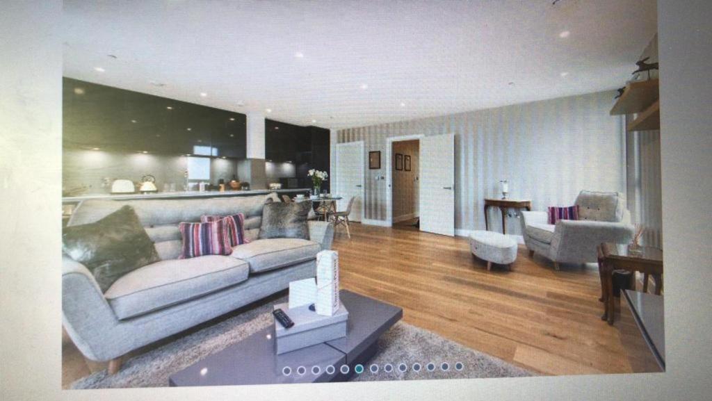 Luxurious Serviced Apartment In 克罗伊登 外观 照片